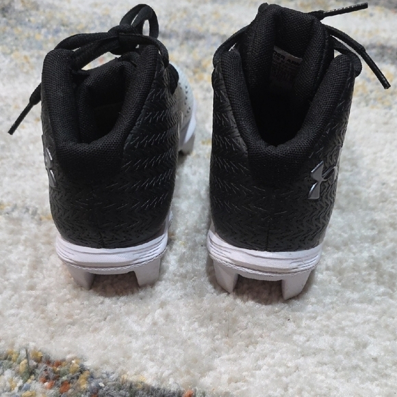 Under Armour Youth Spotlight Franchise 4 RM Football Cleats Black - Picture 5 of 9
